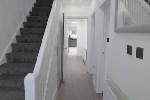4 bedroom semi-detached house to rent, Church Road, Hounslow, TW5