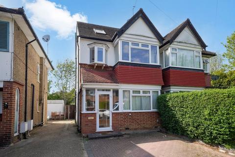 Newlyn Gardens, Harrow HA2