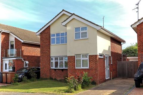 4 bedroom detached house for sale, Mayne Crest, Springfield, Chelmsford, CM1