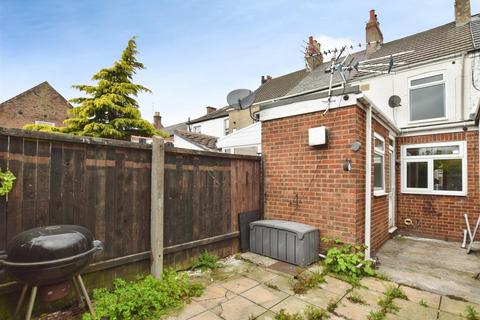 2 bedroom terraced house for sale, George Street, Hedon HU12