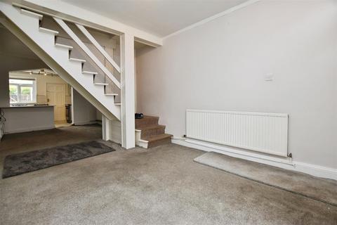 2 bedroom terraced house for sale, George Street, Hedon HU12