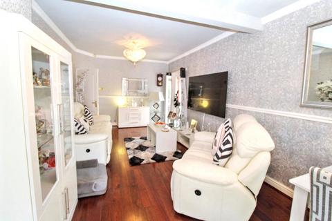 2 bedroom detached bungalow for sale, Oliver Avenue, Fenham , Newcastle upon Tyne, Tyne and Wear, NE4 9HQ