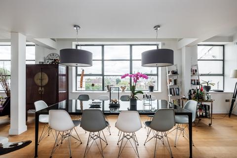 3 bedroom flat for sale, Windsor Street, London, N1