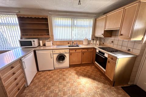 3 bedroom semi-detached house for sale, 2 Cornish Way, Royton OL2 6JW