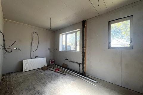 3 bedroom end of terrace house for sale, 53 Norfolk Street, Blackburn, BB2 4EW