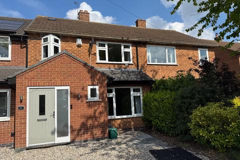 3 bedroom semi-detached house to rent, Roundshill, Kenilworth, CV8