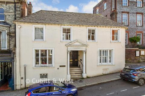 1 bedroom ground floor flat for sale, Howard House, Lewes BN7