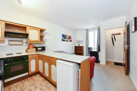 1 bedroom apartment for sale, Oxford Road, London