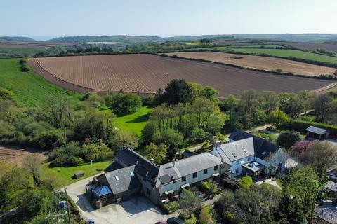 2 bedroom cottage for sale, Tucoyse Farm, Truro TR2