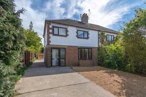 3 bedroom semi-detached house for sale, Kings Road, Fakenham, NR21