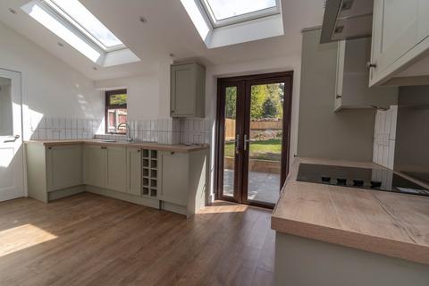 3 bedroom semi-detached house for sale, Kings Road, Fakenham, NR21