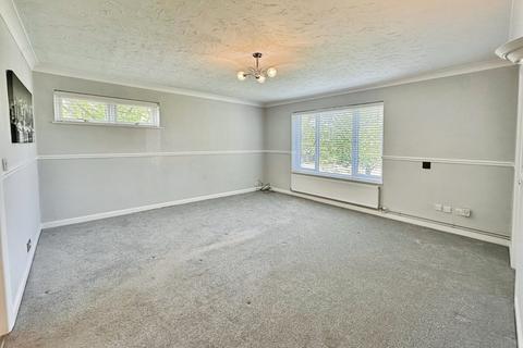 2 bedroom apartment to rent, Gilbert Close, Cambridge, CB4