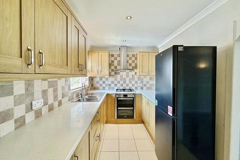 2 bedroom apartment to rent, Gilbert Close, Cambridge, CB4