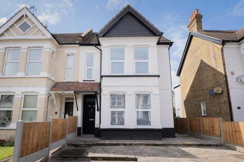 1 bed house for rent in Honiton Road, Southend-On-Sea
