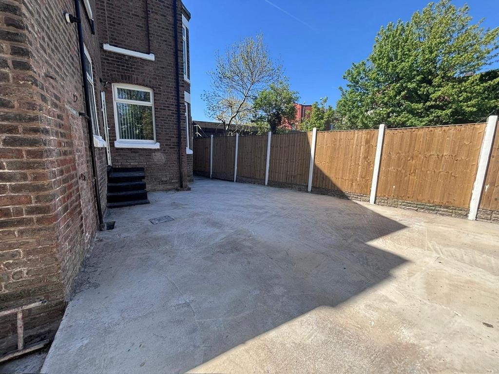 House in Liverpool - More