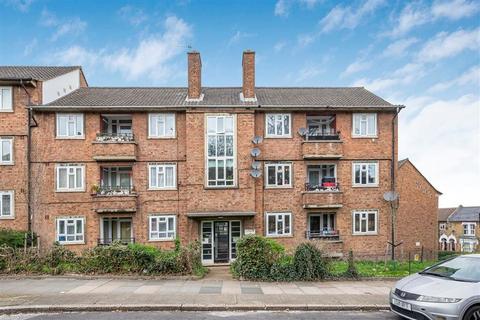 Cantwell Road, London SE18