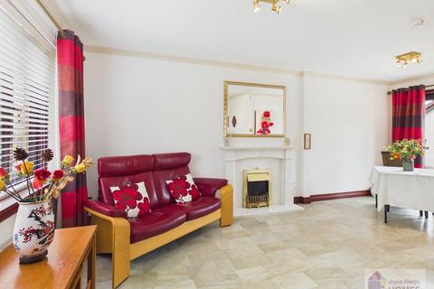 2 bedroom detached bungalow for sale, Kildrummy Place, East Kilbride G74