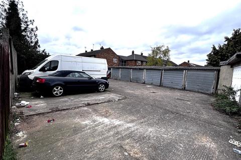 Land for sale, Garage Compound at Cowper Road, Berkshire, SL2 1TQ