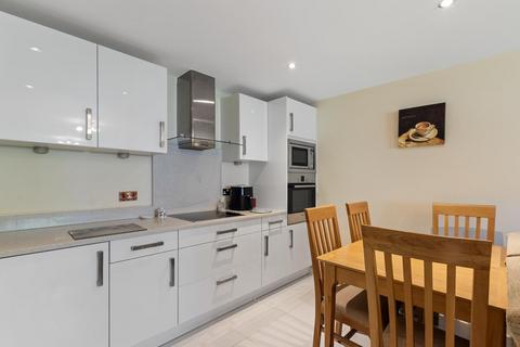 2 bedroom flat for sale, Idsworth Down, Petersfield