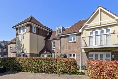 2 bedroom flat for sale, Idsworth Down, Petersfield
