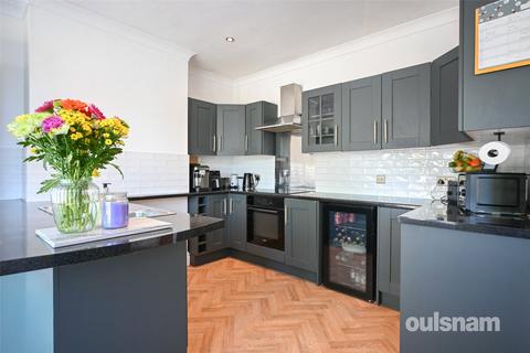 3 bedroom semi-detached house for sale, Wolverhampton Road South, Quinton, Birmingham, West Midlands, B32