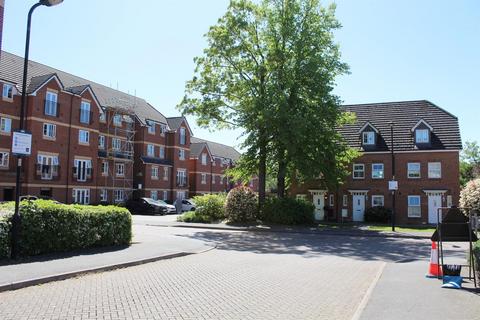 2 bedroom flat for sale, Eaton Avenue, Slough