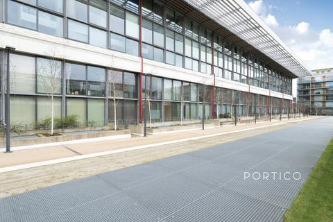 1 bedroom apartment for sale, Highbury Stadium Square, London