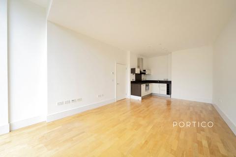 1 bedroom apartment for sale, Highbury Stadium Square, London
