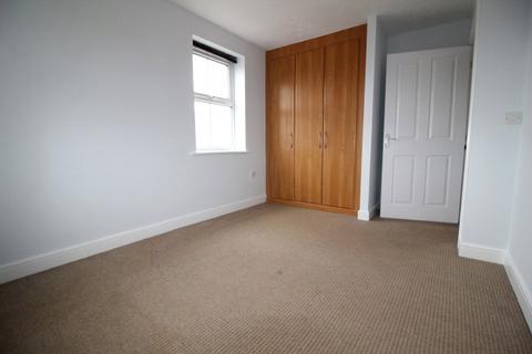 2 bedroom flat to rent, Clarks Lane, Shirley, Solihull, West Midlands, B90