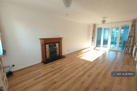 4 bedroom detached house to rent, Borda Close, Chelmsford, CM1