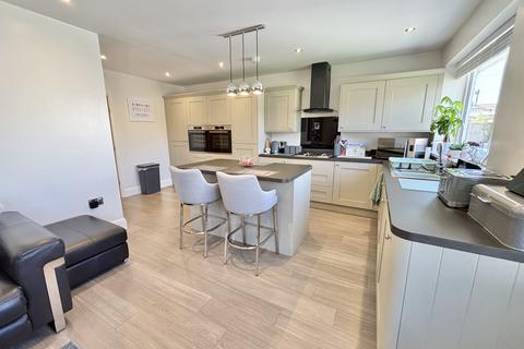 2 bedroom bungalow for sale, Wharfedale Avenue, Thornton FY5