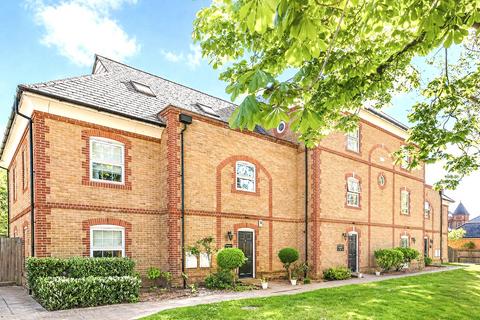 Pennington Drive, Enfield, N21