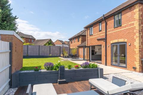 4 bedroom detached house for sale, Frithwood Crescent, Kents Hill, Milton Keynes