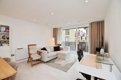 5 Norah Smyth Road, London, E16