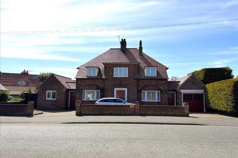 3 bedroom house for sale, Belle Vue Crescent, Filey