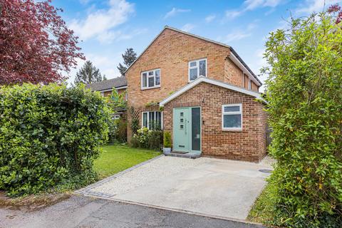 4 bedroom detached house for sale, The Paddocks, Yarnton, OX5
