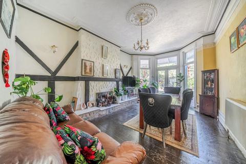 4 bedroom semi-detached house for sale, Thornsbeach Road, Catford, London, SE6