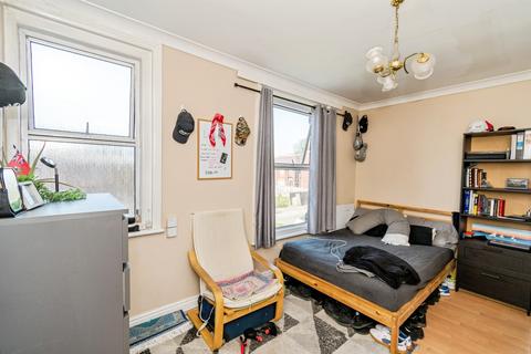 Studio for sale, Howard Road, Southampton