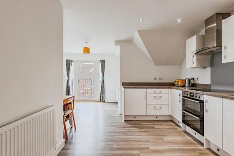 2 bedroom apartment for sale, Hoadley Road, Horley