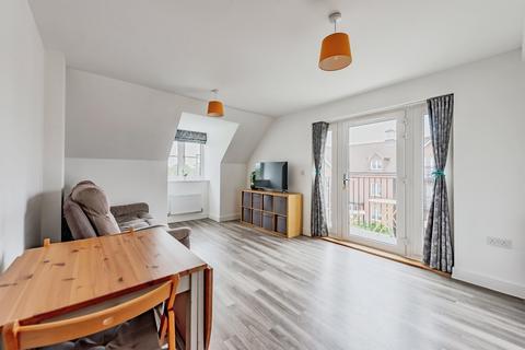 2 bedroom apartment for sale, Hoadley Road, Horley