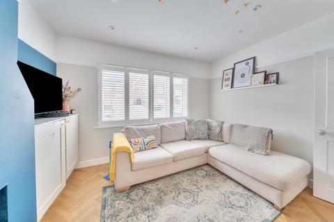 3 bedroom terraced house for sale, Kings Road, London Colney, St. Albans