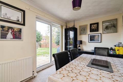 4 bedroom detached house for sale, Redenhall Road, Harleston
