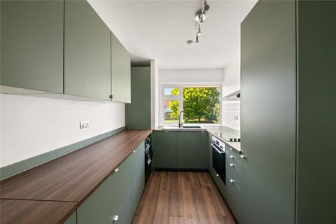 2 bedroom maisonette for sale, Southbourne Gardens, Ruislip HA4