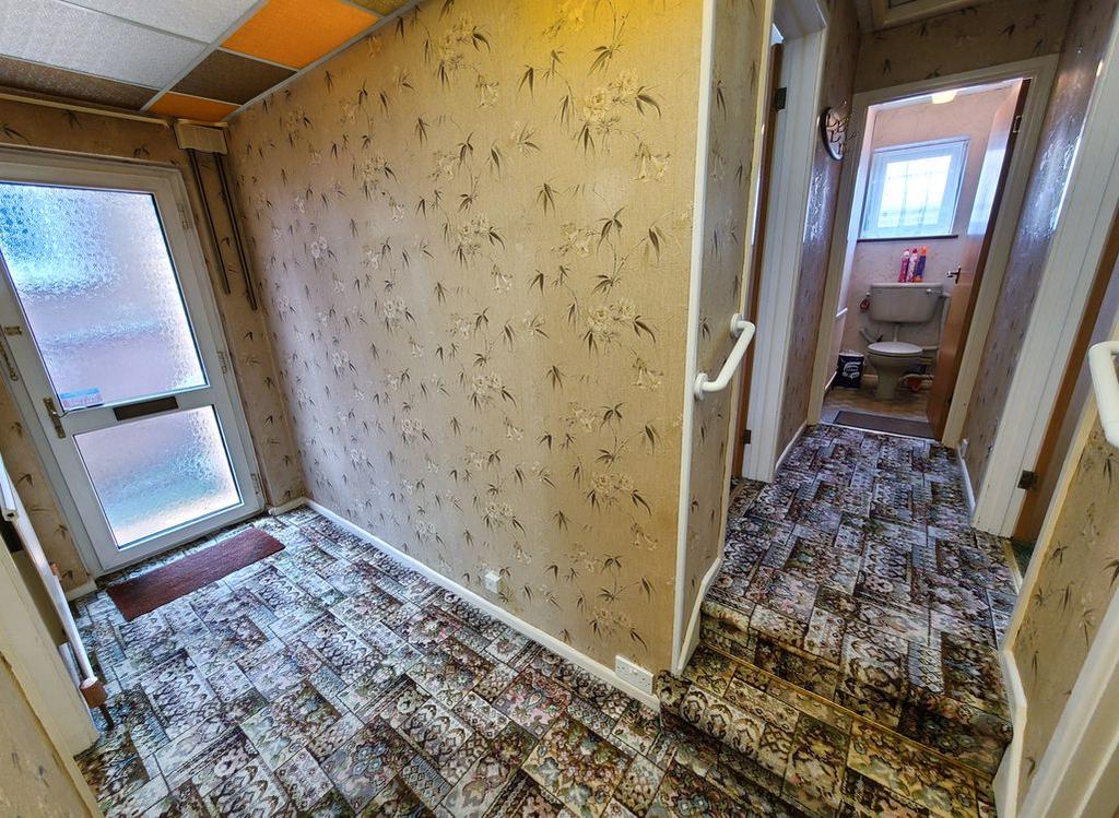 House in Southampton, Shirley Warren - View 5