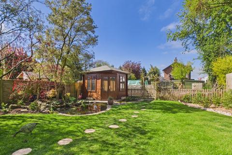4 bedroom semi-detached house for sale, St Johns Road, Driffield, YO25 6RL
