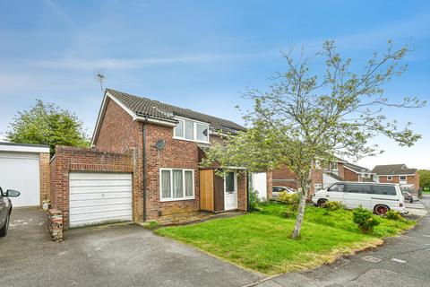 Semi-detached house - Belsay - Toothill, Swindon, SN5