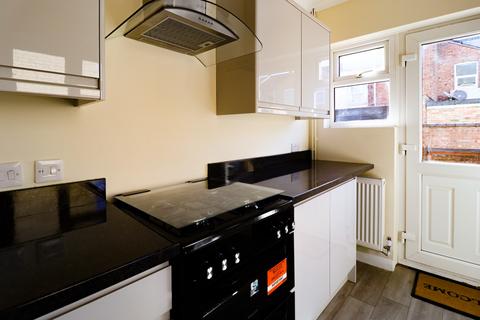 3 bedroom end of terrace house for sale, Burkitt Street Kings Lynn