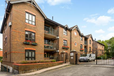 2 bedroom flat for sale, Sheet Street, Windsor, SL4