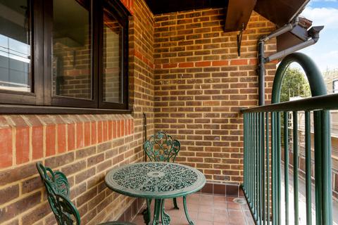 2 bedroom flat for sale, Sheet Street, Windsor, SL4