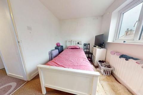 2 bedroom terraced house for sale, St. Helens Street, Caernarfon, Gwynedd, LL55 2HU